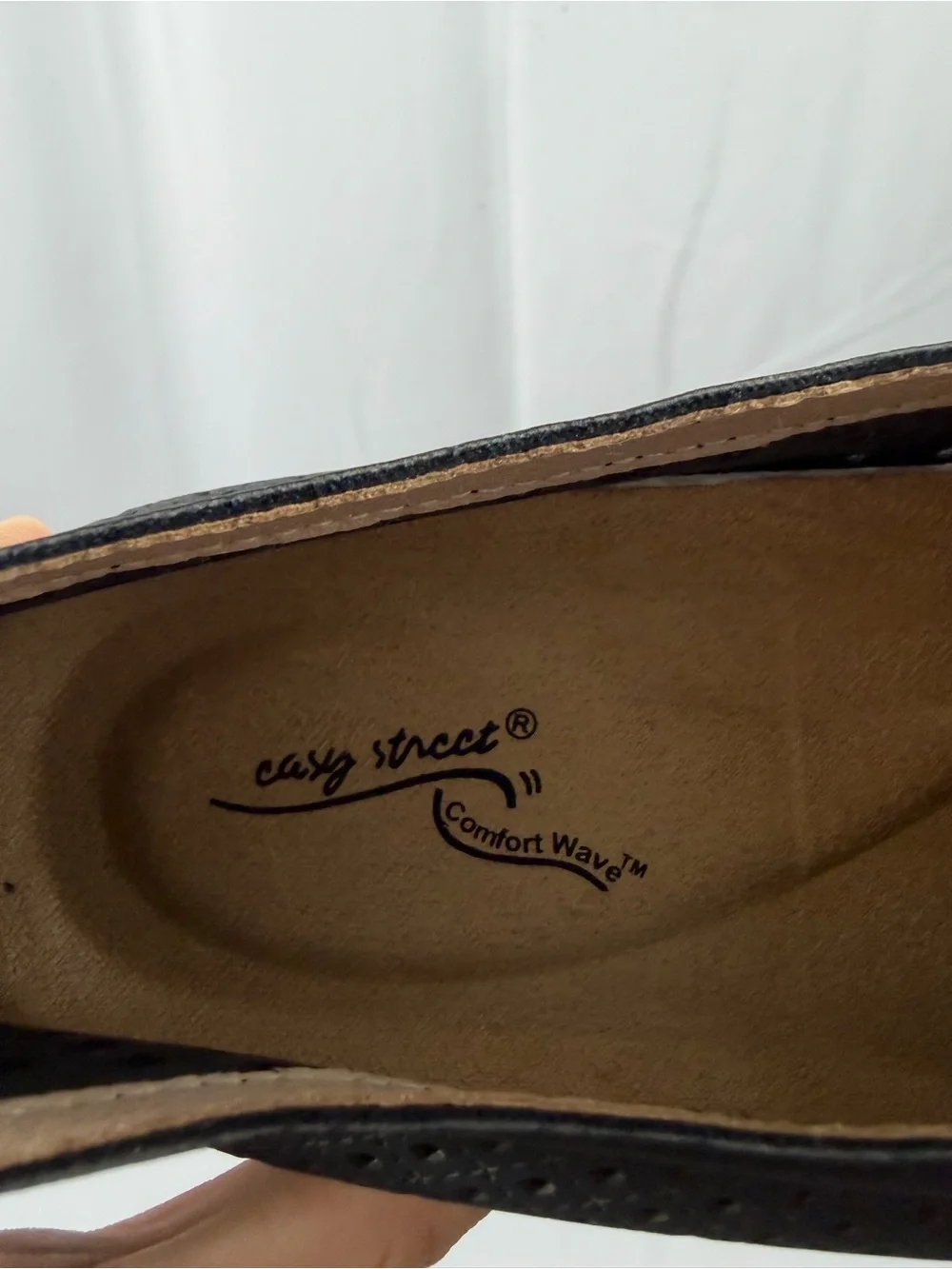 NWT easy street Women’s Size 7.5 Black Perforated Slip-On Flats